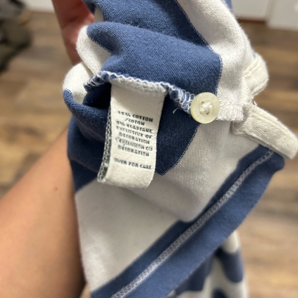 Abercrombie & Fitch VTG Navy and Cream Polo Shirt - Picture 3 of 4